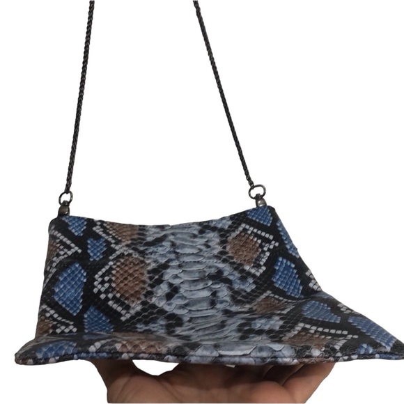 Free People Blue & Brown Snakeskin Pattern Chain Strap Crossbody Purse N… - Picture 10 of 14